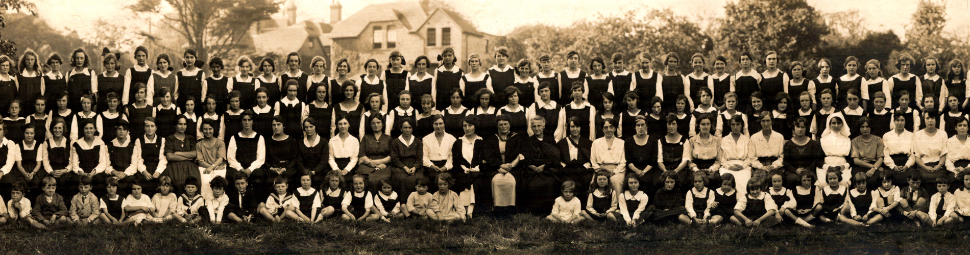 1921 October
Whole School